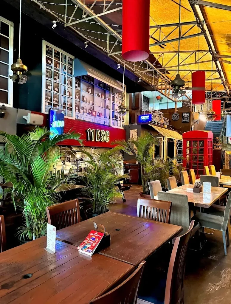 11 East Street Cafe Bar